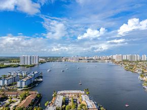 16503 NE 27th Pl 19, North Miami Beach FL 33160
