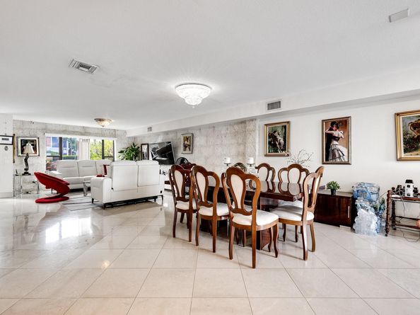 16503 NE 27th Pl 19, North Miami Beach FL 33160