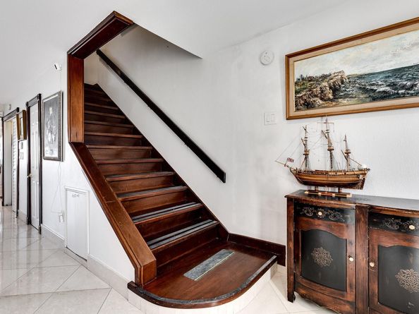 16503 NE 27th Pl 19, North Miami Beach FL 33160