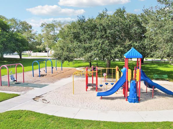 10438 Pippin Lane, Royal Palm Beach FL 33411