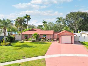 10438 Pippin Lane, Royal Palm Beach FL 33411