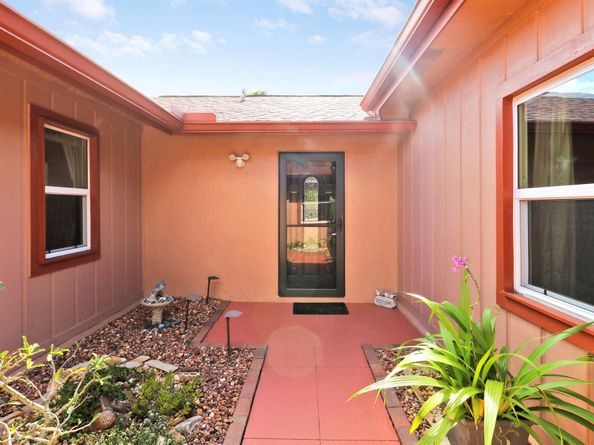 10438 Pippin Lane, Royal Palm Beach FL 33411