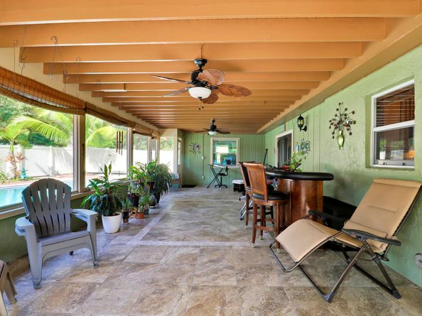 10438 Pippin Lane, Royal Palm Beach FL 33411