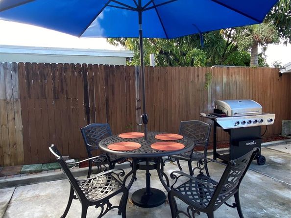 541 NE 58th Ct, Oakland Park FL 33334