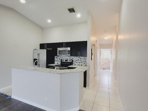 4536 Oak Terrace Drive 4536, Greenacres FL 33463