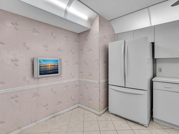 7377 Granville Dr 311, Fort Lauderdale FL 33321