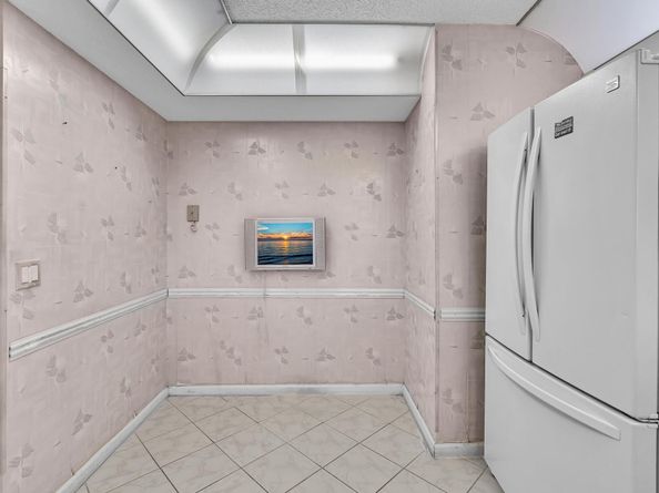 7377 Granville Dr 311, Fort Lauderdale FL 33321