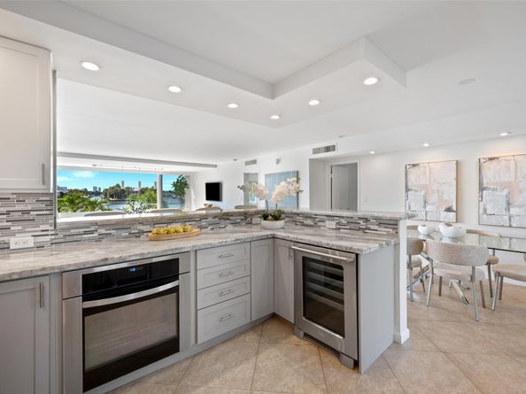 215 N Birch Rd 2B, Fort Lauderdale FL 33304