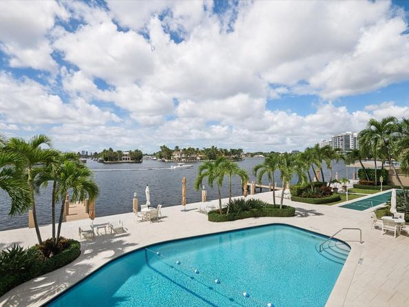 215 N Birch Rd 2B, Fort Lauderdale FL 33304