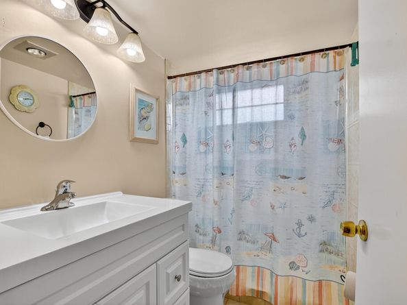 Undisclosed Address #RX-11134018, Boca Raton FL 33434