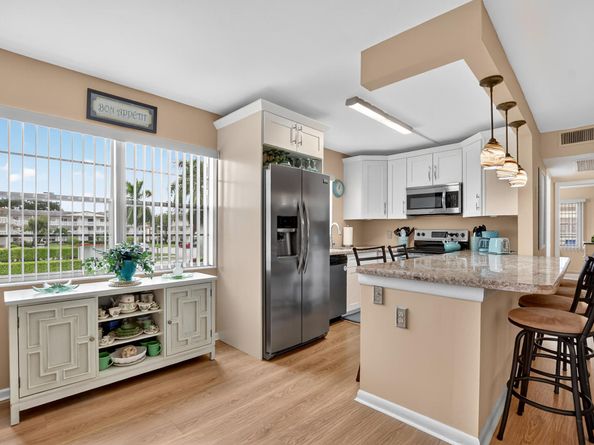 Undisclosed Address #RX-11134018, Boca Raton FL 33434