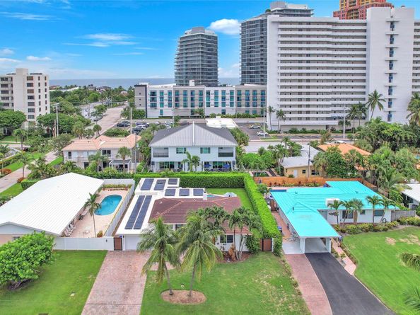 2212 NE 32nd Ave, Fort Lauderdale FL 33305