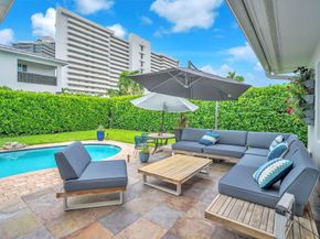 2212 NE 32nd Ave, Fort Lauderdale FL 33305