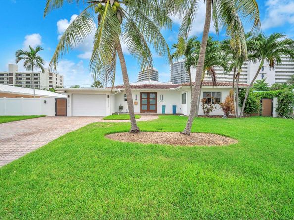 2212 NE 32nd Ave, Fort Lauderdale FL 33305