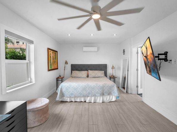 2212 NE 32nd Ave, Fort Lauderdale FL 33305