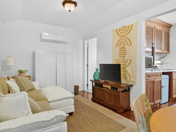 302 Wildermere Road, West Palm Beach FL 33401