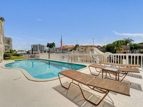 2866 NE 30th St 9, Fort Lauderdale FL 33306