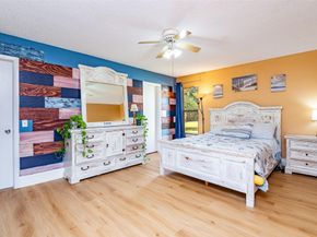 2484 NW 88th Ter, Coral Springs FL 33065