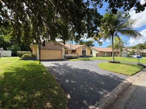 2484 NW 88th Ter, Coral Springs FL 33065