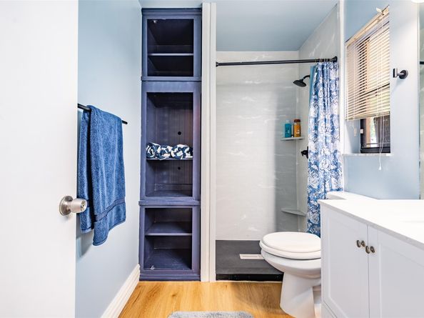 2484 NW 88th Ter, Coral Springs FL 33065