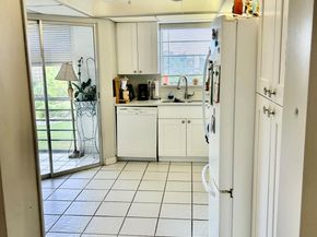 3810 E Via Poinciana 605, Lake Worth FL 33467