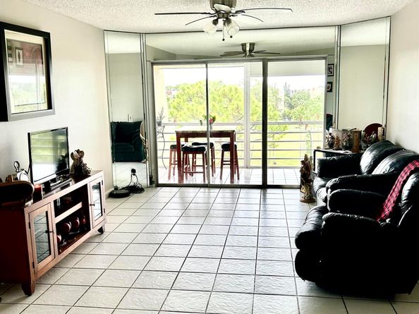 3810 E Via Poinciana 605, Lake Worth FL 33467