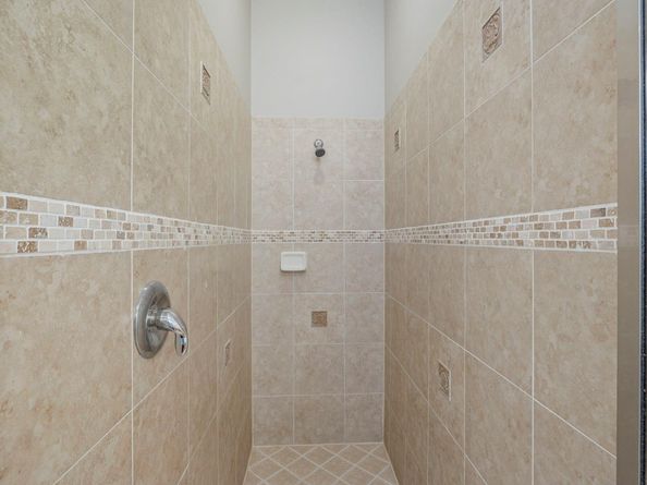 85 Stoney Dr, Palm Beach Gardens FL 33410
