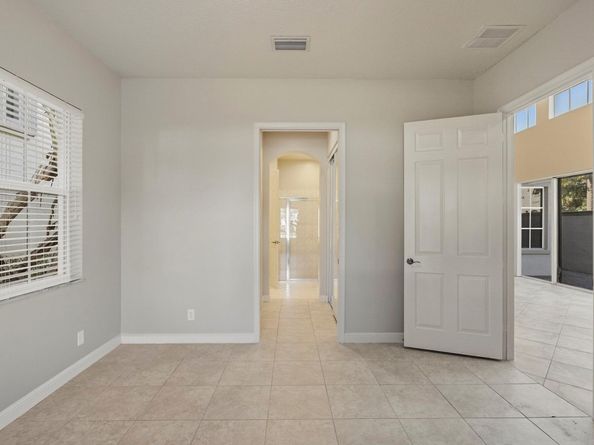 85 Stoney Dr, Palm Beach Gardens FL 33410