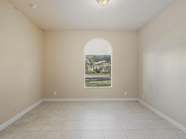 85 Stoney Dr, Palm Beach Gardens FL 33410