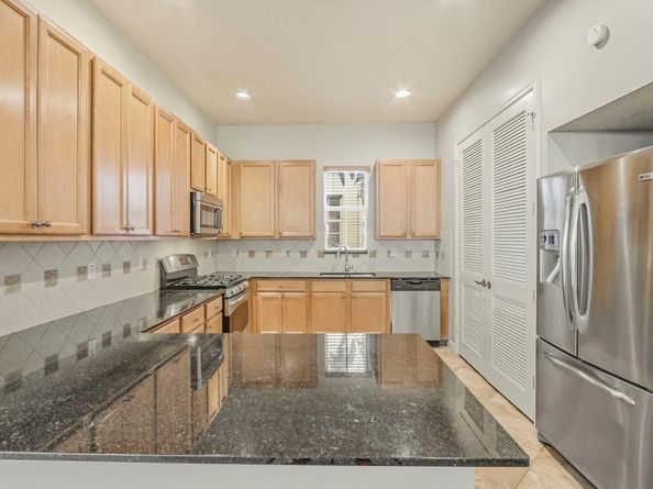 85 Stoney Dr, Palm Beach Gardens FL 33410