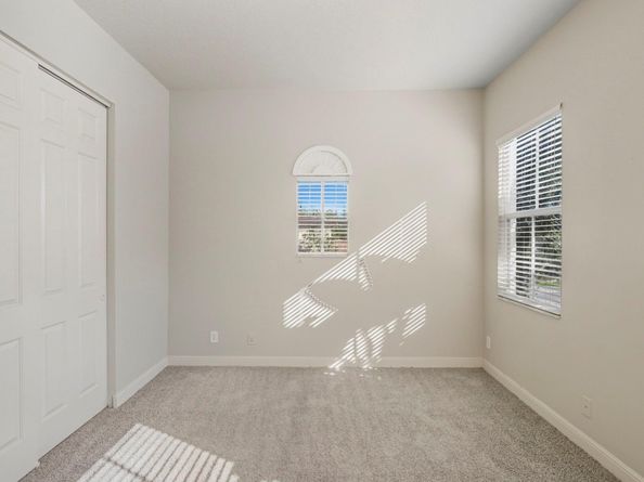 85 Stoney Dr, Palm Beach Gardens FL 33410