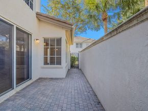 85 Stoney Dr, Palm Beach Gardens FL 33410
