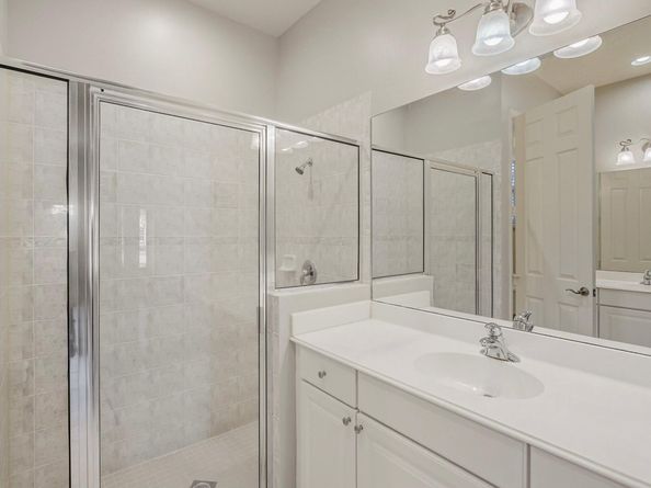 85 Stoney Dr, Palm Beach Gardens FL 33410