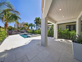 621 SW 5 Place, Fort Lauderdale FL 33315