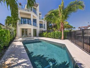 621 SW 5 Place, Fort Lauderdale FL 33315