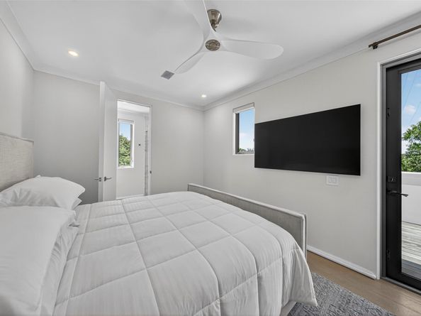 621 SW 5 Place, Fort Lauderdale FL 33315