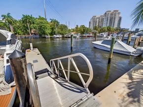 621 SW 5 Place, Fort Lauderdale FL 33315