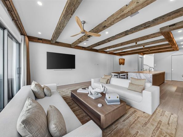 621 SW 5 Place, Fort Lauderdale FL 33315