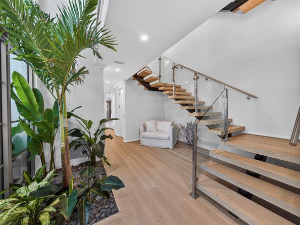 621 SW 5 Place, Fort Lauderdale FL 33315