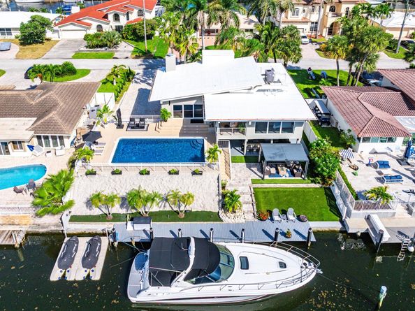 1540 SE 9th St, Deerfield Beach FL 33441