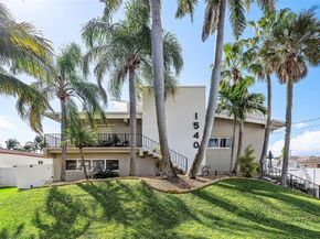 1540 SE 9th St, Deerfield Beach FL 33441