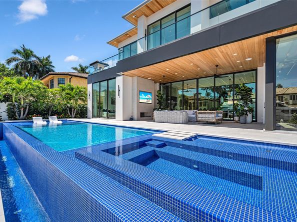 408 Coral Way, Fort Lauderdale FL 33301