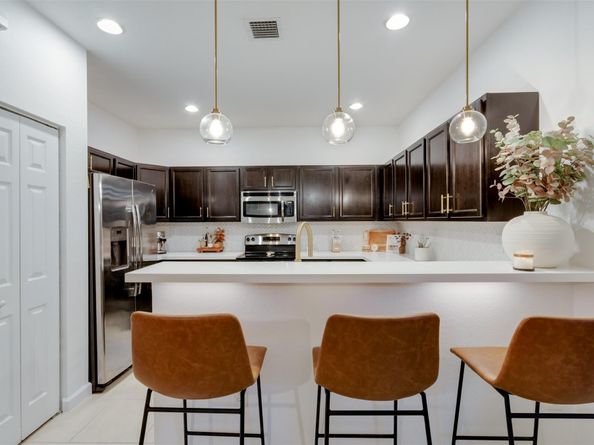 3216 SE 6th St, Homestead FL 33033