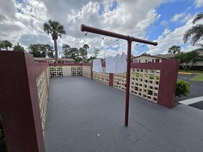 2950 E Crosley Dr I, West Palm Beach FL 33415