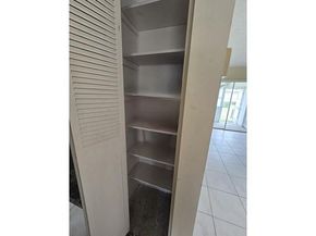 2950 E Crosley Dr I, West Palm Beach FL 33415