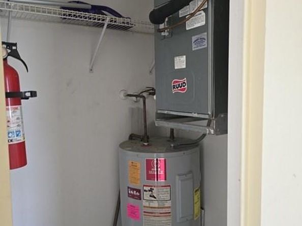 2950 E Crosley Dr I, West Palm Beach FL 33415