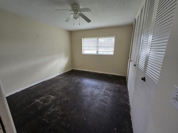 2950 E Crosley Dr I, West Palm Beach FL 33415