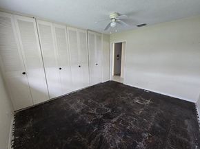 2950 E Crosley Dr I, West Palm Beach FL 33415