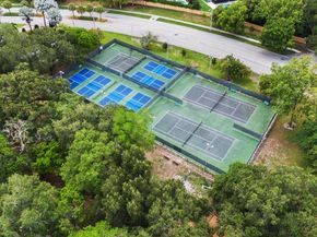 9470 Poinciana Pl 103, Davie FL 33324