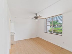 9470 Poinciana Pl 103, Davie FL 33324